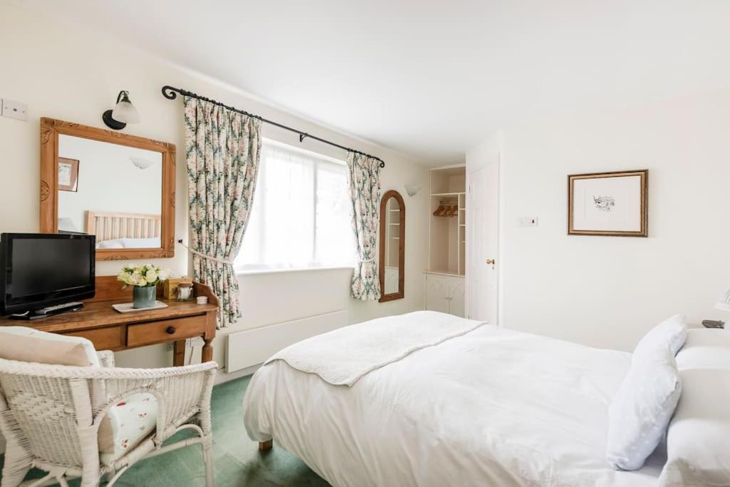Highfield Lodge Тринг Экстерьер фото