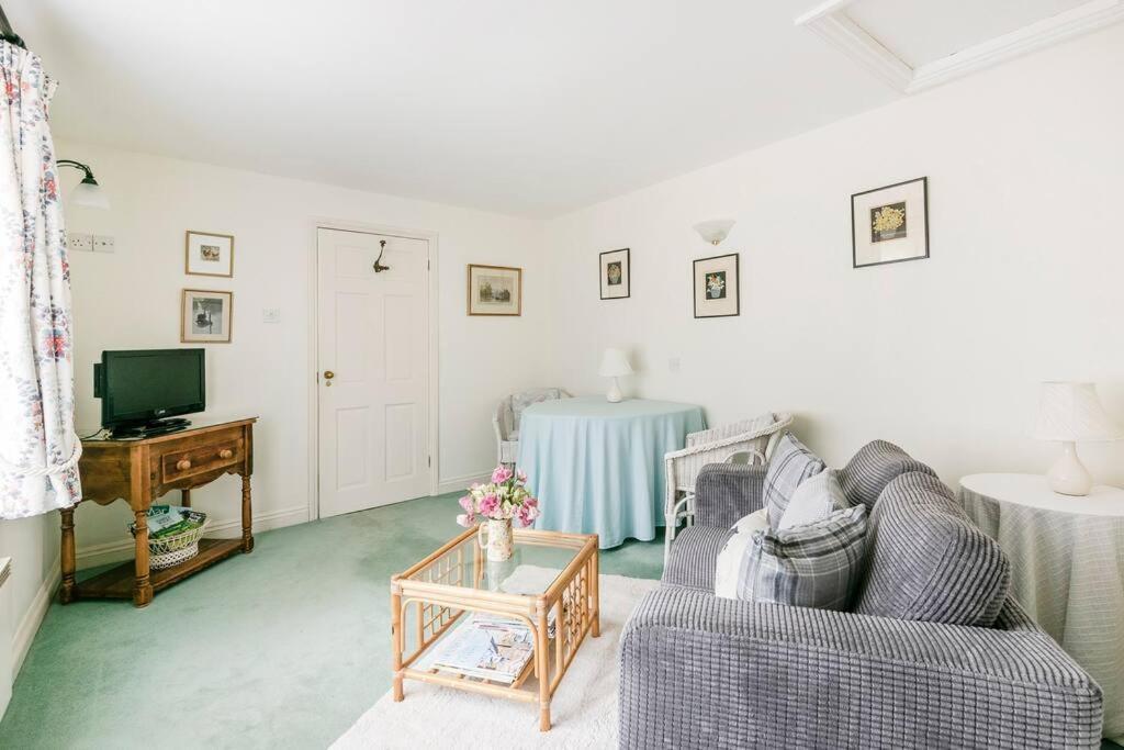 Highfield Lodge Тринг Экстерьер фото