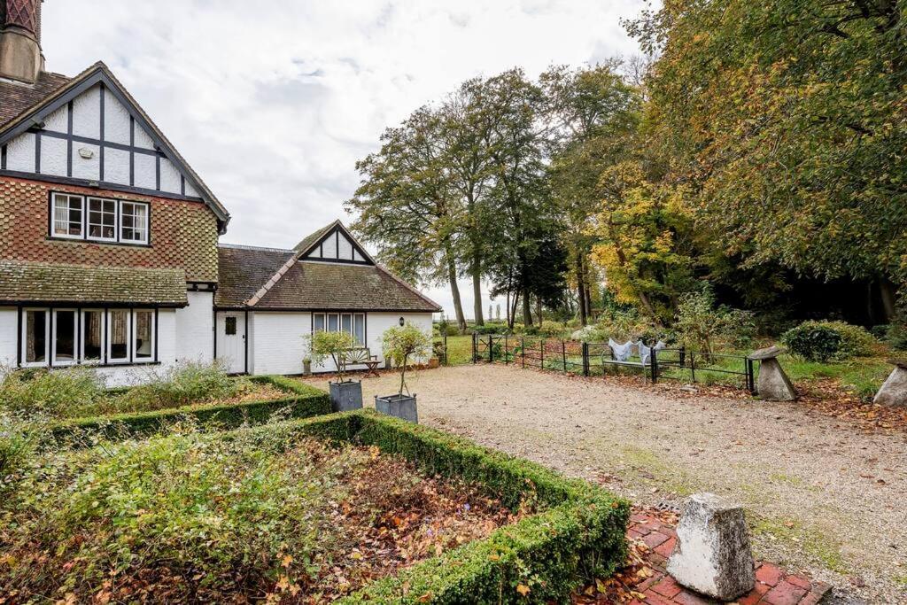 Highfield Lodge Тринг Экстерьер фото