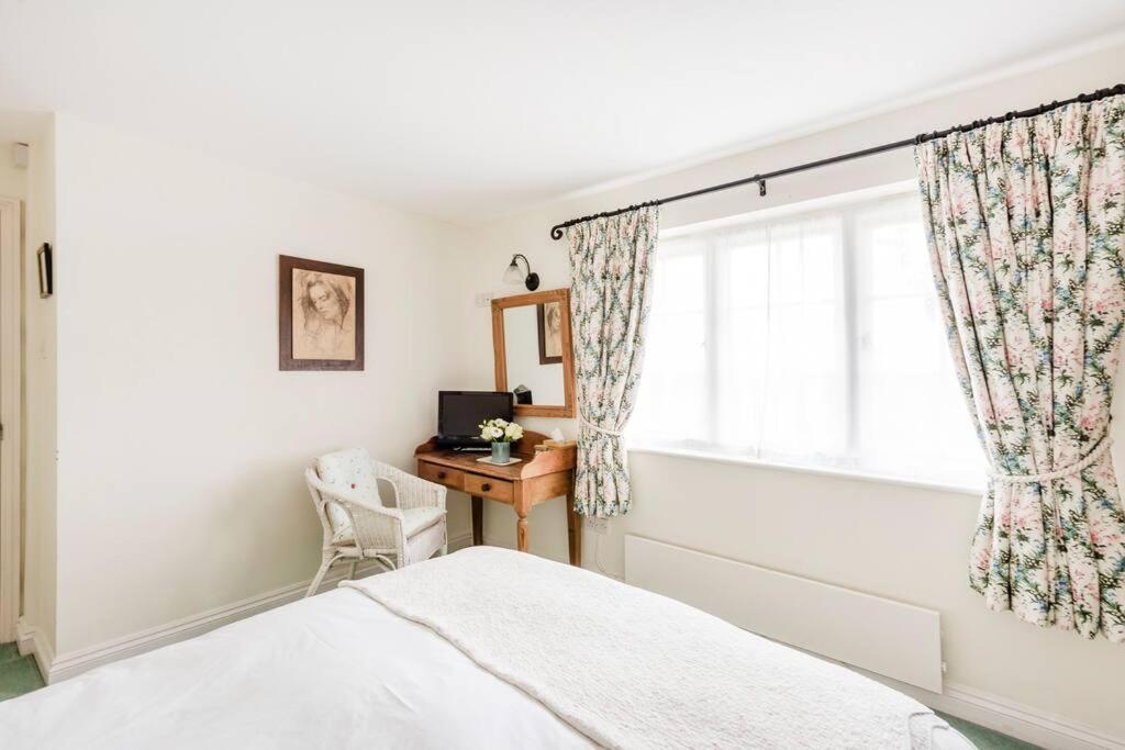 Highfield Lodge Тринг Экстерьер фото